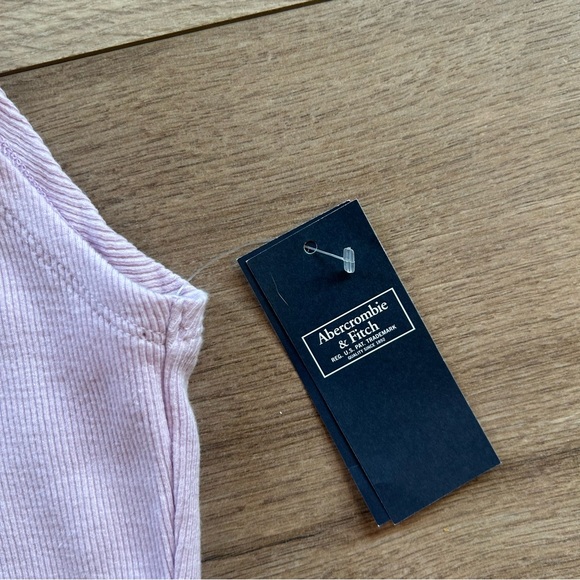 Abercrombie and Fitch Ribbed Sleeveless Polo Bodysuit in Pink - Picture 4 of 5